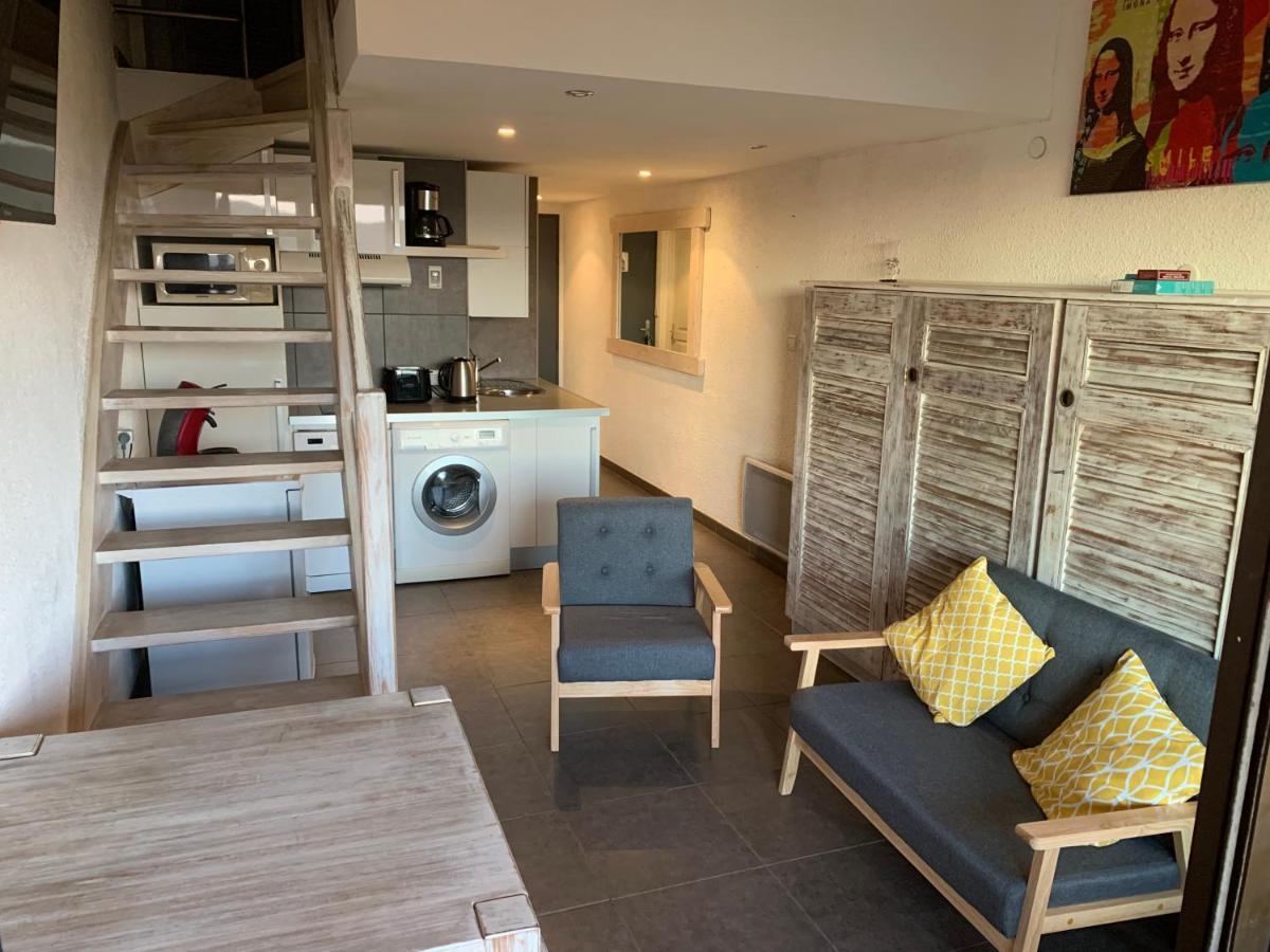 Superbe Duplex 35M2 Vue Mer Avec Piscine Bormes-les-Mimosas Exteriér fotografie