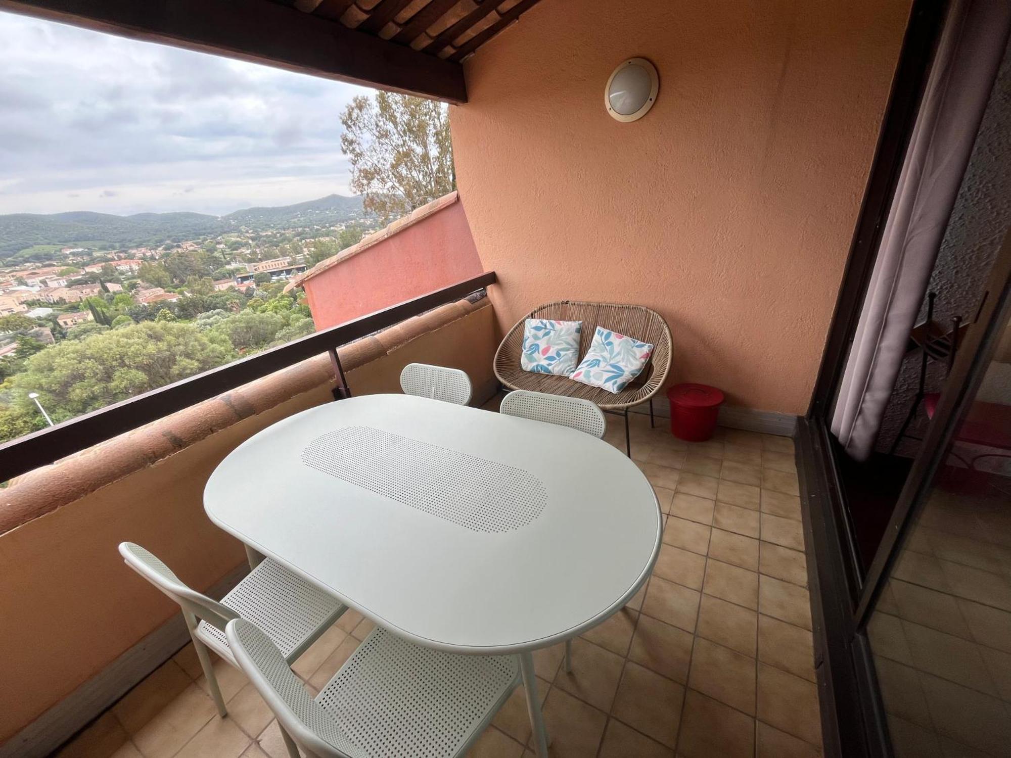 Superbe Duplex 35M2 Vue Mer Avec Piscine Bormes-les-Mimosas Exteriér fotografie