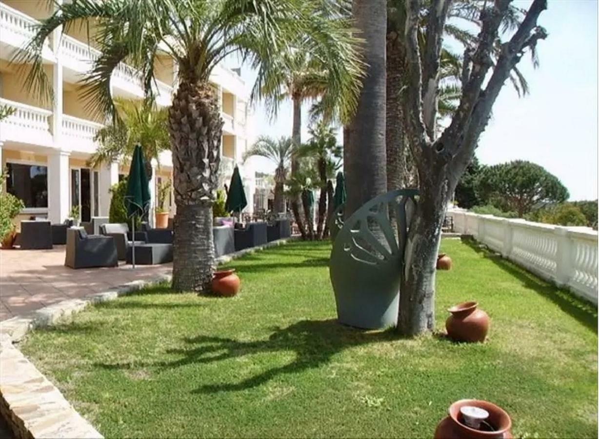 Superbe Duplex 35M2 Vue Mer Avec Piscine Bormes-les-Mimosas Exteriér fotografie